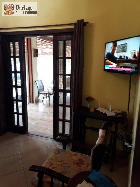 Chácara à venda com 3 quartos, 350m² - Foto 8