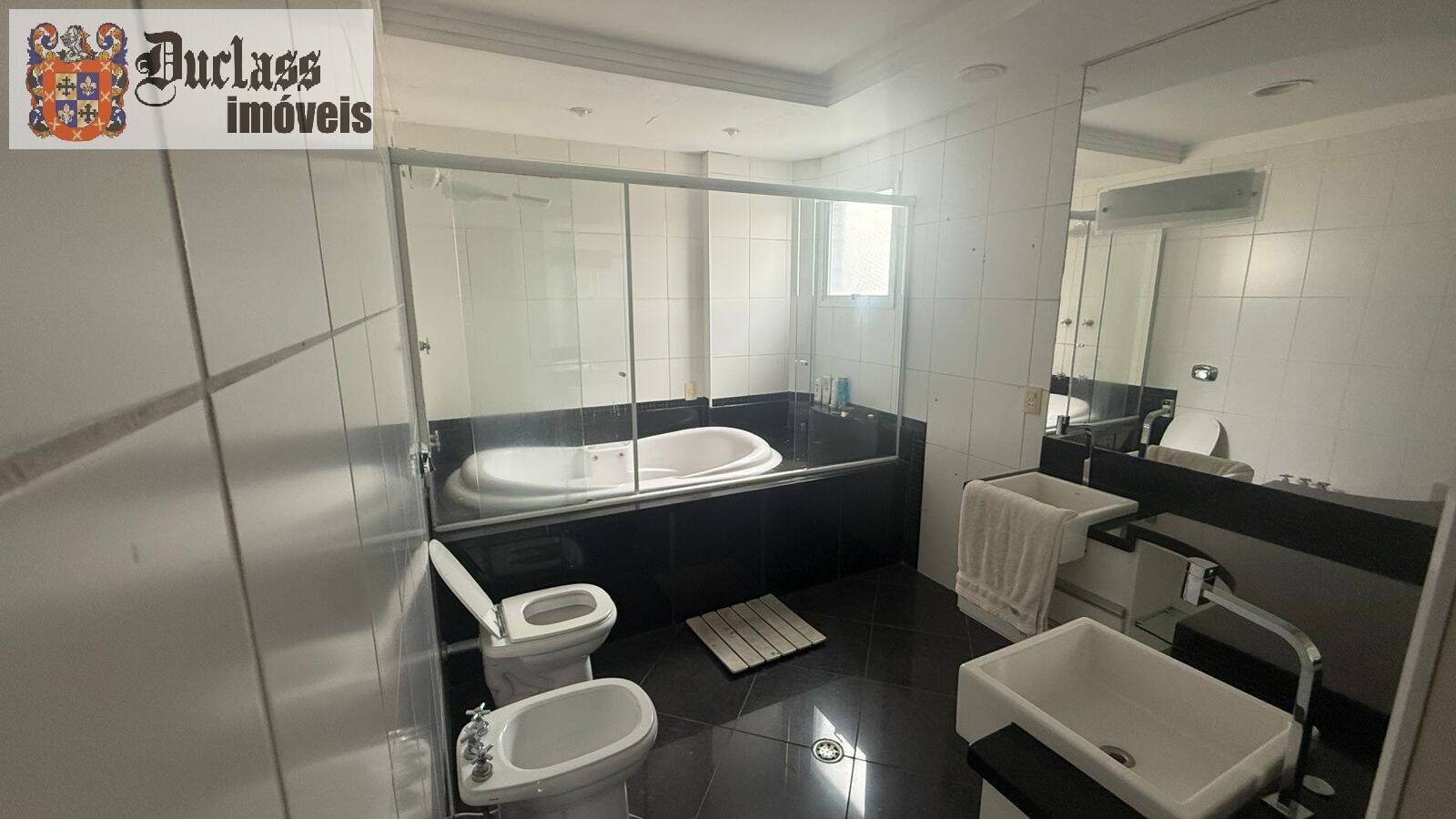 Cobertura, 3 quartos, 253 m² - Foto 18