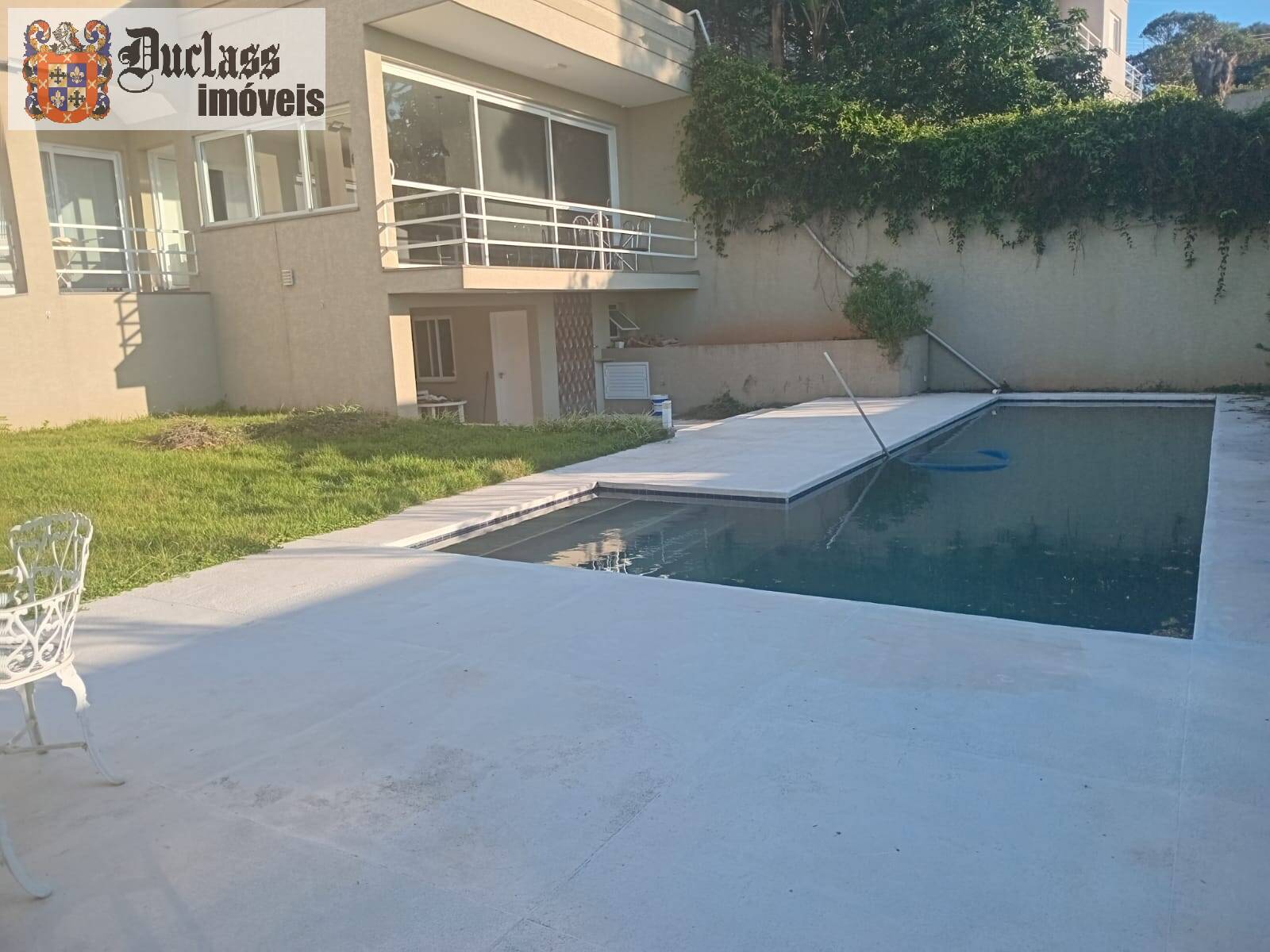 Sobrado, 3 quartos, 420 m² - Foto 1