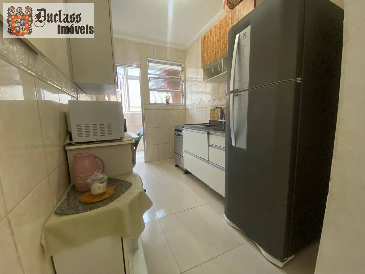 Apartamento à venda com 1 quarto, 52m² - Foto 2