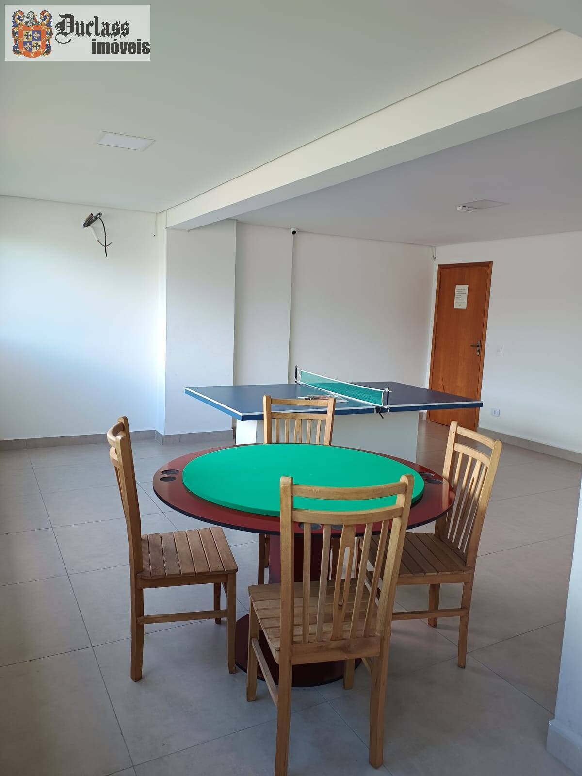 Apartamento à venda com 2 quartos, 70m² - Foto 17
