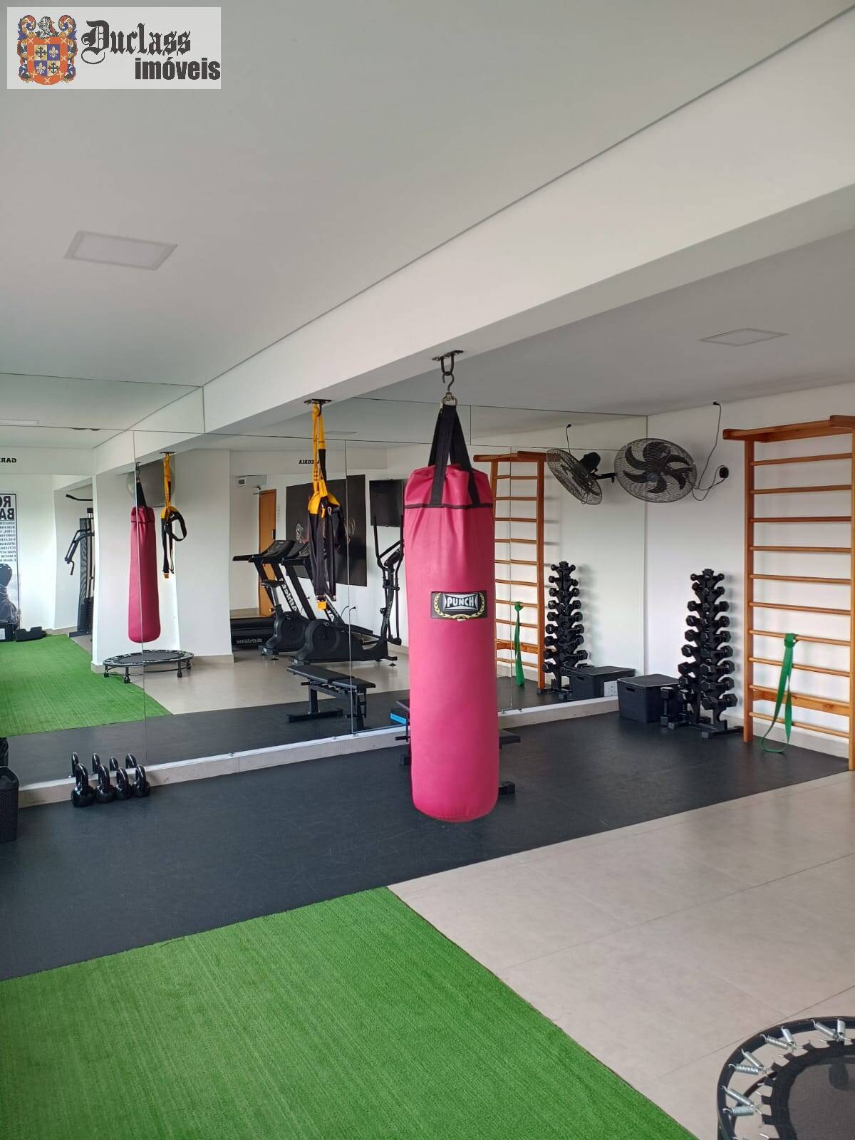 Apartamento à venda com 2 quartos, 70m² - Foto 25