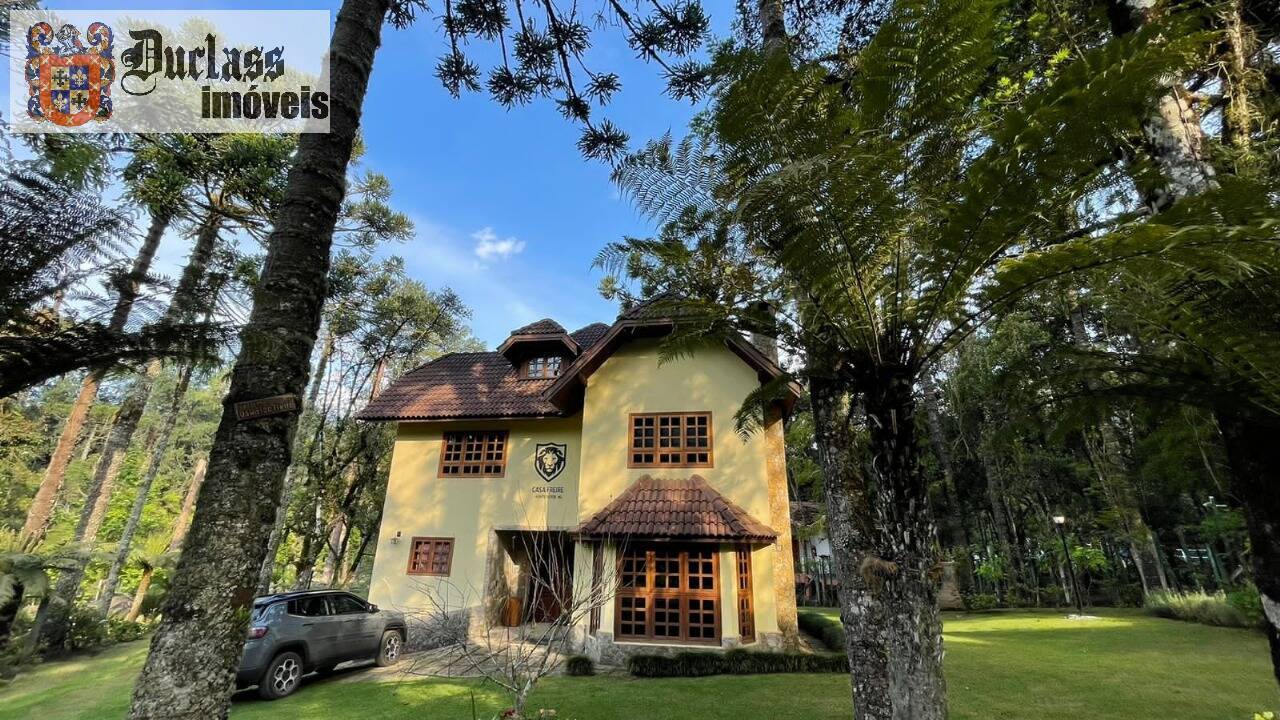 Chácara à venda com 4 quartos, 290m² - Foto 1