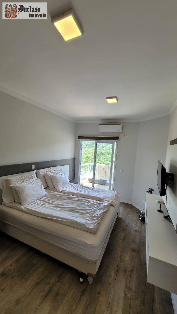 Sobrado, 4 quartos, 386 m² - Foto 2