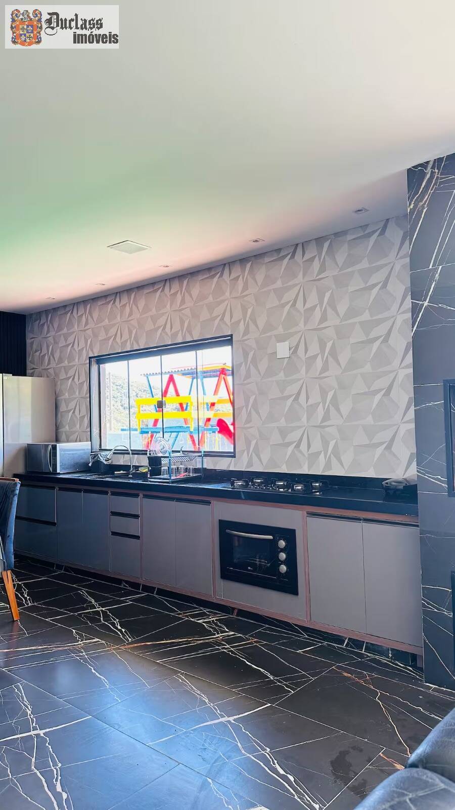 Chácara à venda com 3 quartos, 540m² - Foto 2