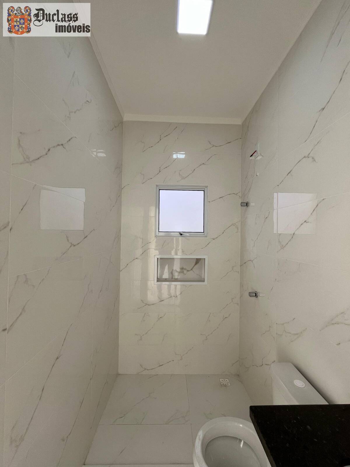 Casa à venda com 3 quartos, 93m² - Foto 11