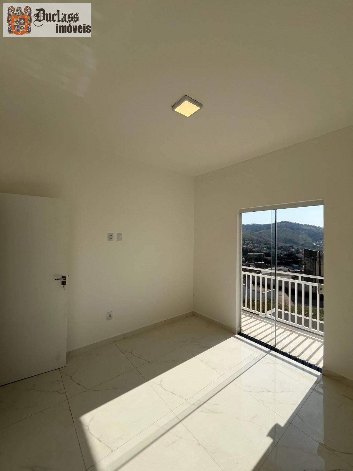 Casa à venda com 3 quartos, 93m² - Foto 16