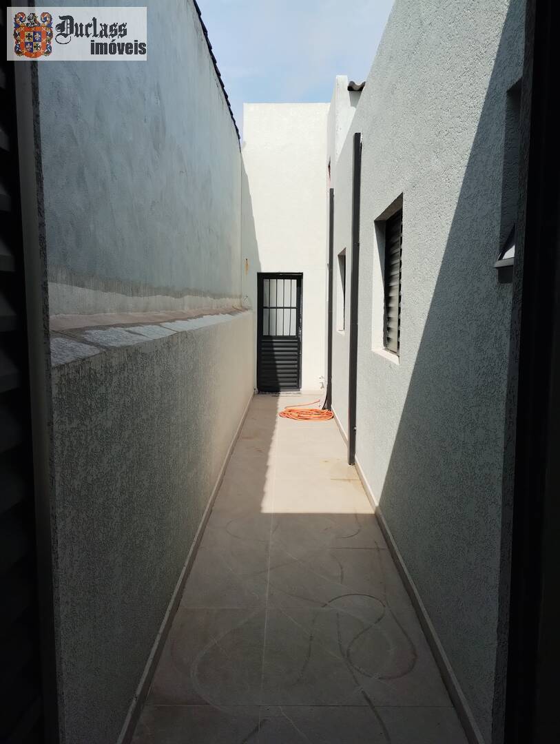 Casa à venda com 3 quartos, 105m² - Foto 11