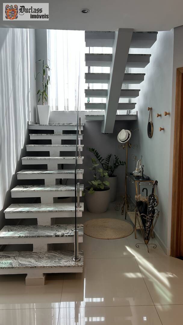 Sobrado, 4 quartos, 268 m² - Foto 12