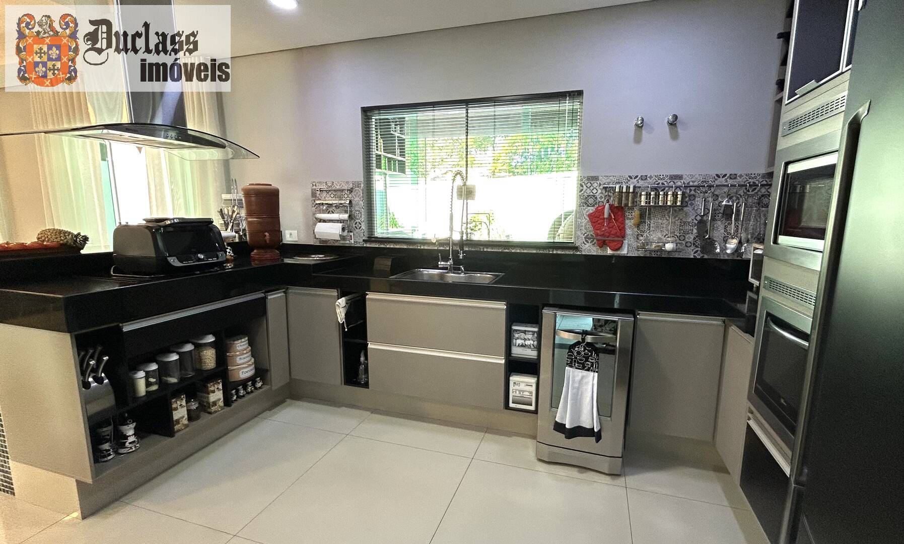 Sobrado, 4 quartos, 268 m² - Foto 25