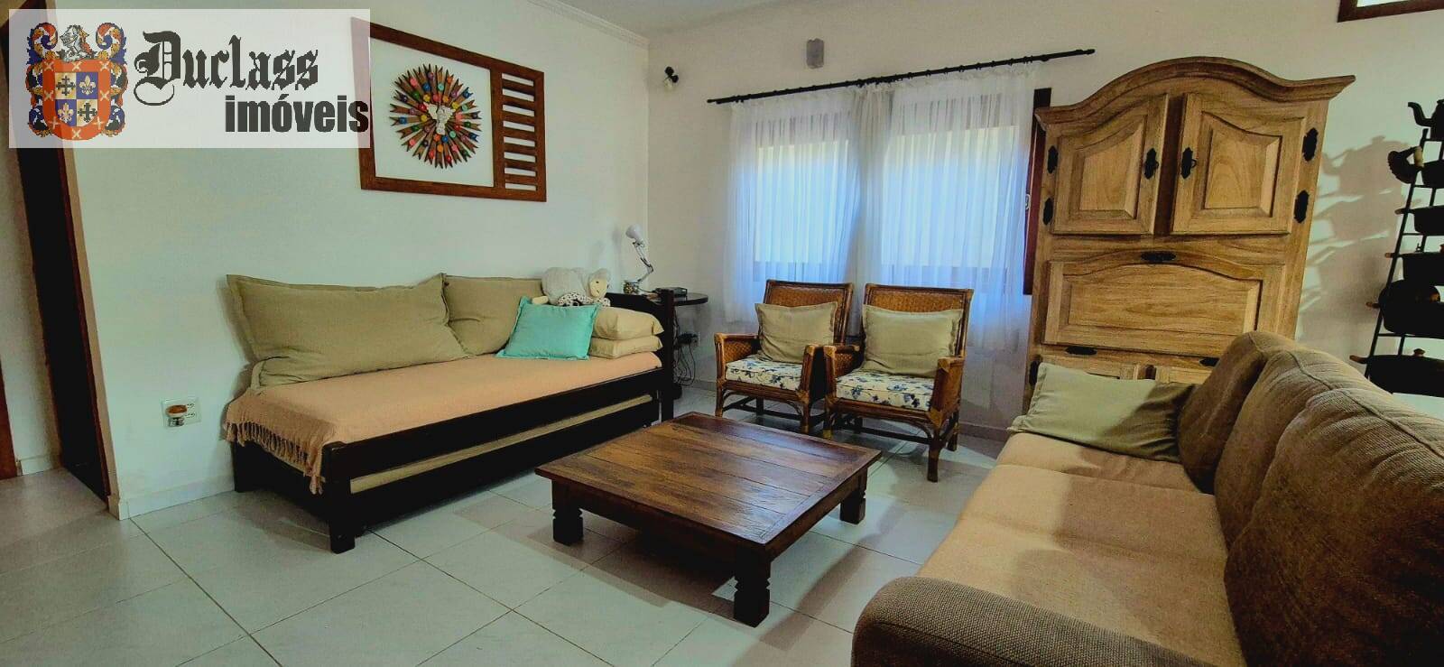 Casa, 3 quartos, 207 m² - Foto 2