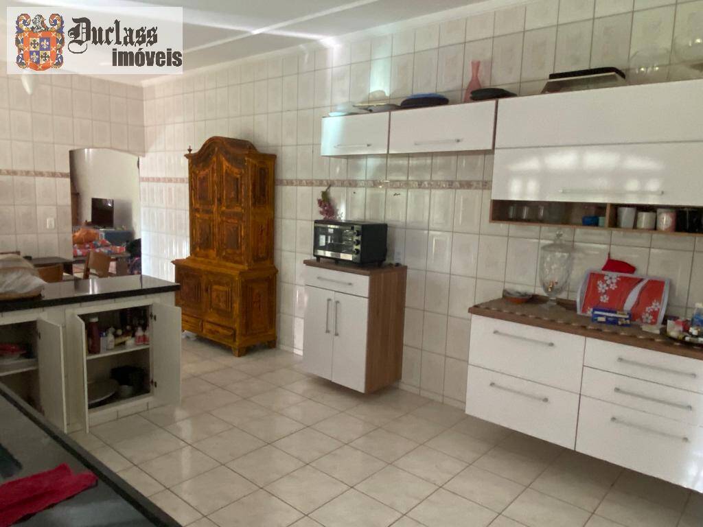 Casa, 3 quartos, 300 m² - Foto 14