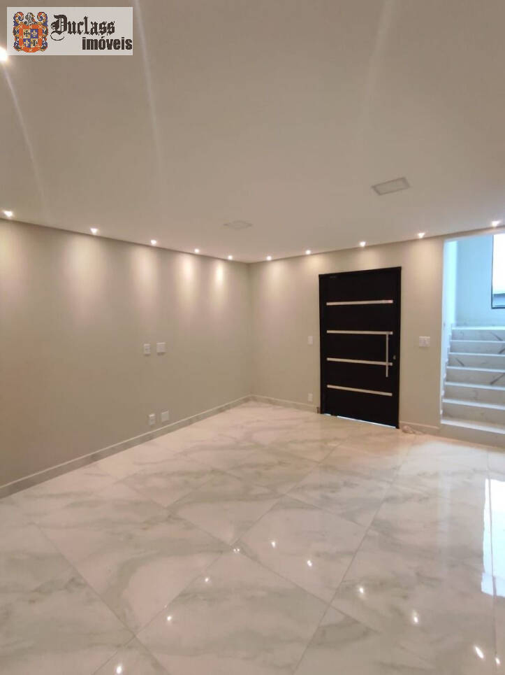 Sobrado à venda com 3 quartos, 142m² - Foto 4
