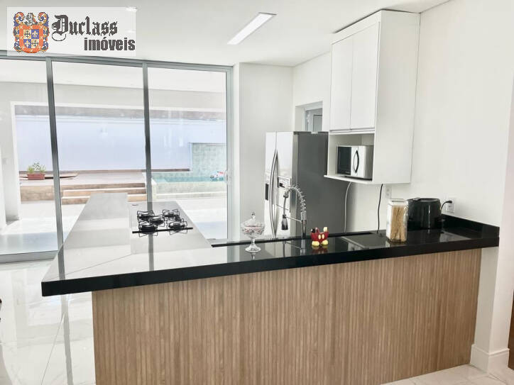 Sobrado, 3 quartos, 242 m² - Foto 10