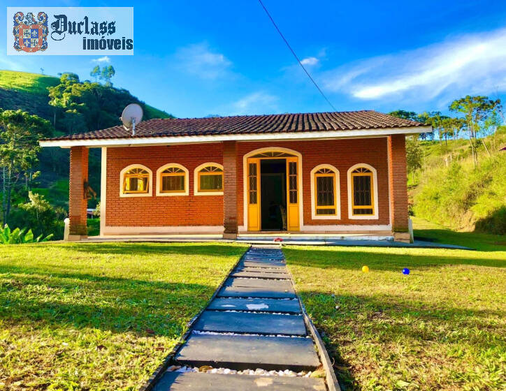 Sítio à venda com 2 quartos, 200m² - Foto 2