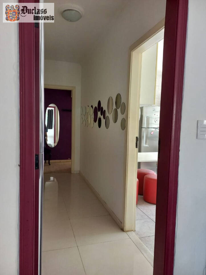 Casa à venda com 3 quartos, 209m² - Foto 9