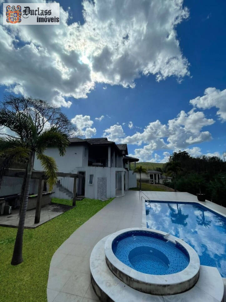 Casa, 4 quartos, 390 m² - Foto 1