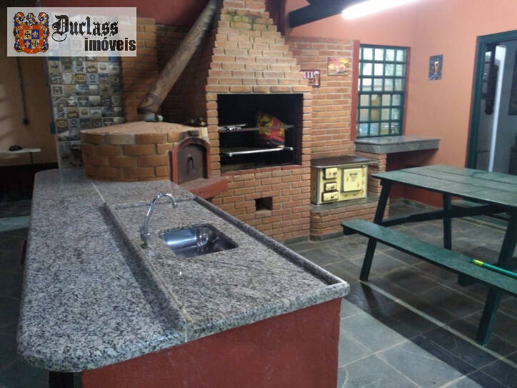 Chácara à venda com 7 quartos, 366m² - Foto 8