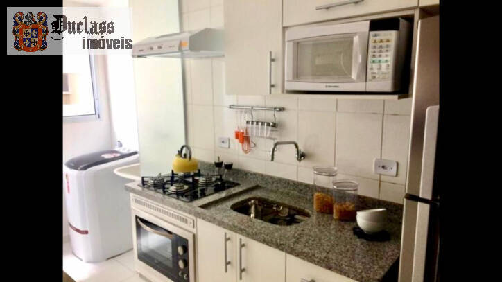 Apartamento à venda com 2 quartos, 40m² - Foto 13