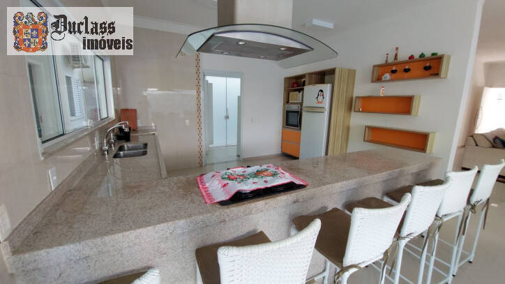 Sobrado, 6 quartos, 450 m² - Foto 47